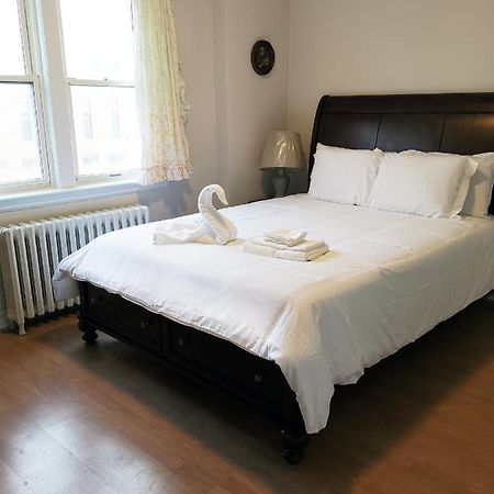 Cozy Private Rm Heart Of North York Free Parking Full Kitchen Close To Downtown Διαμέρισμα Τορόντο Εξωτερικό φωτογραφία