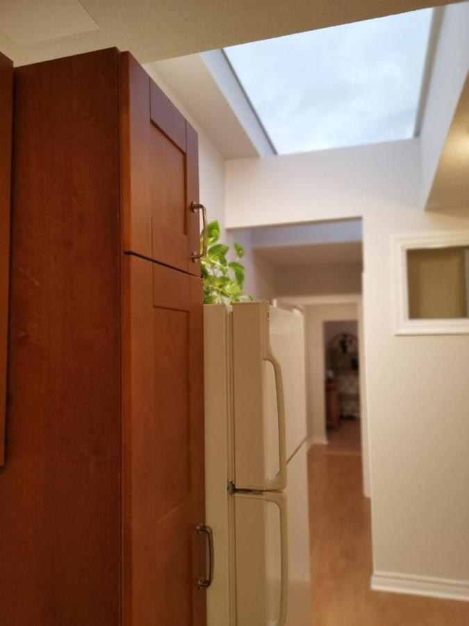 Cozy Private Rm Heart Of North York Free Parking Full Kitchen Close To Downtown Διαμέρισμα Τορόντο Εξωτερικό φωτογραφία